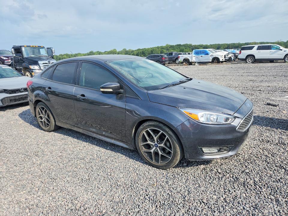2016 FORD FOCUS SE — Фото 4 из 12
