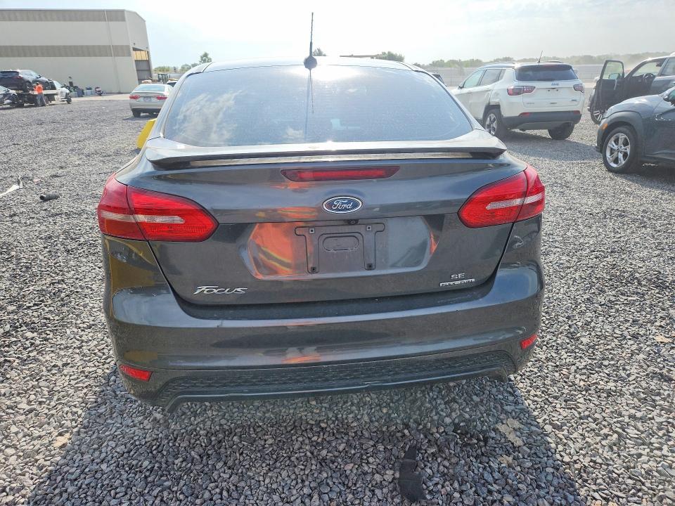 2016 FORD FOCUS SE — Фото 6 из 12