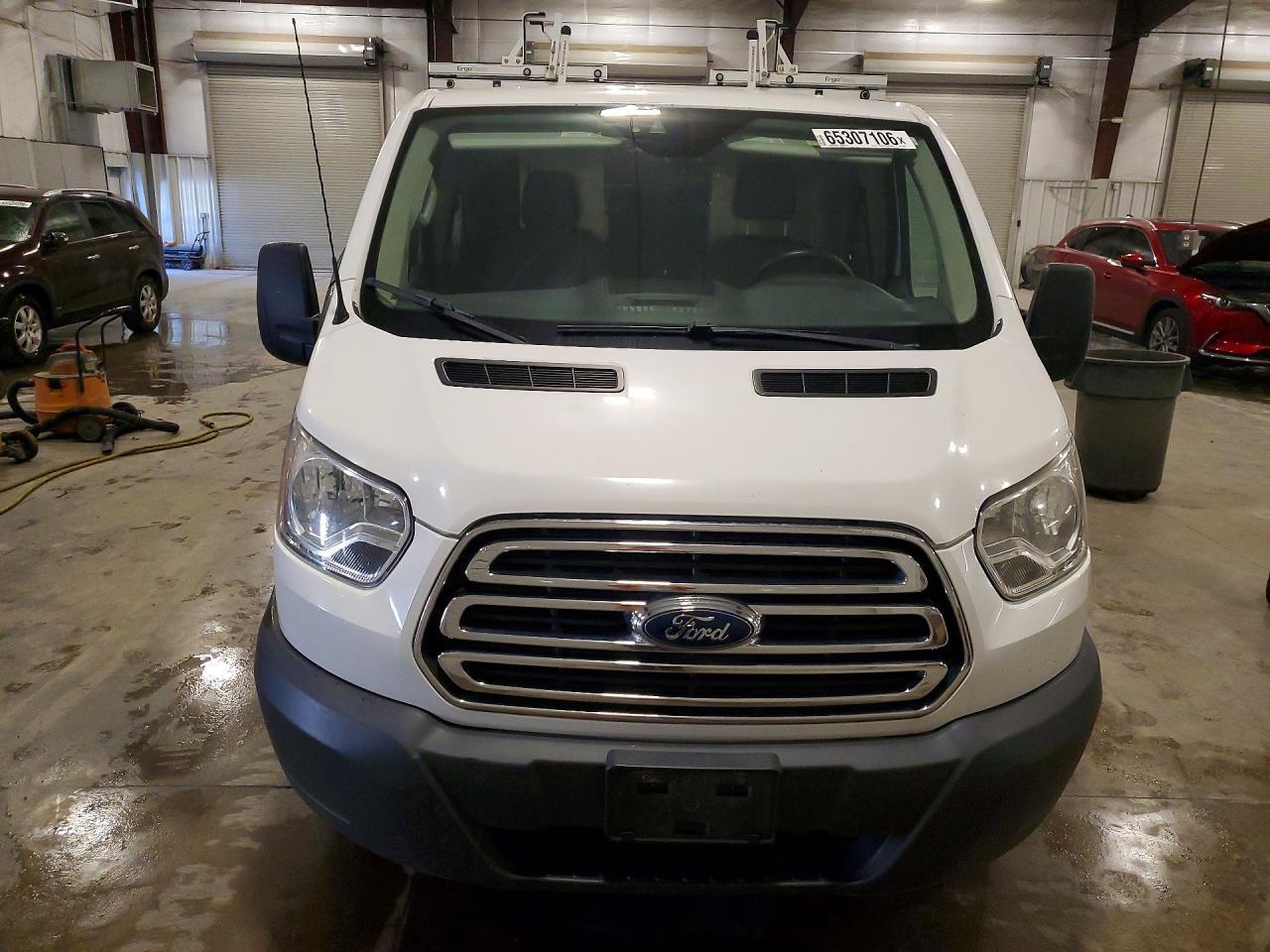 2016 FORD TRANSIT T-250 — Фото 5 из 13