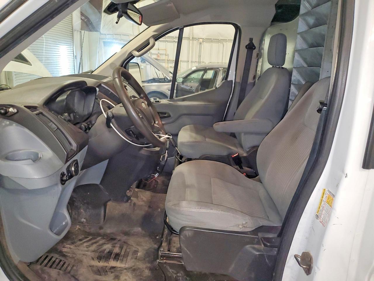 2016 FORD TRANSIT T-250 — Фото 7 из 13