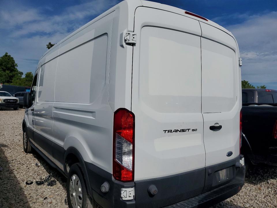 2016 FORD TRANSIT T-150 — Фото 2 из 13