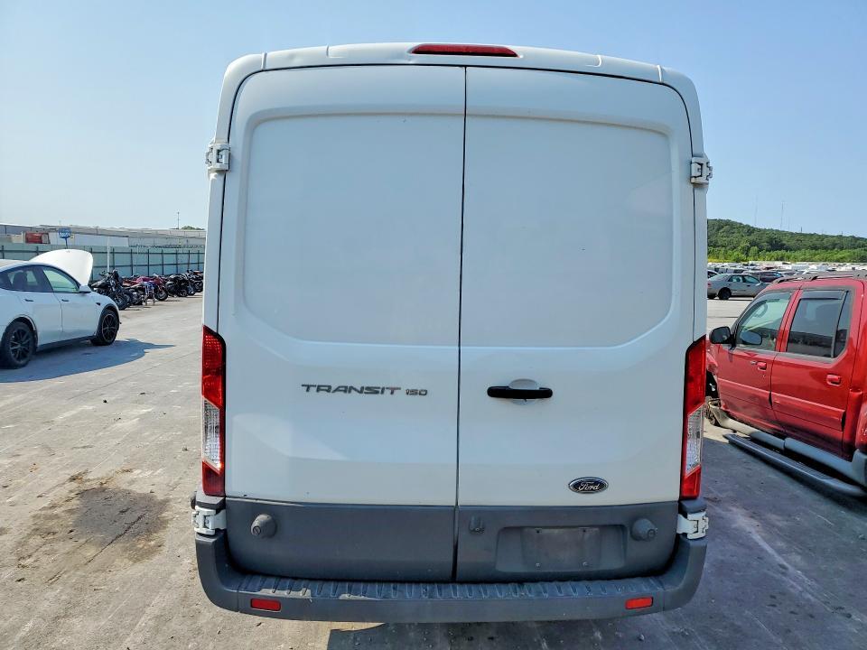 2016 FORD TRANSIT T-150 — Фото 6 из 13