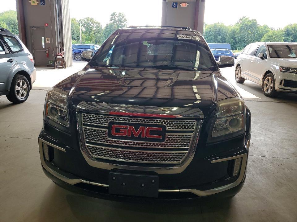 2016 GMC TERRAIN DENALI — Фото 5 из 13
