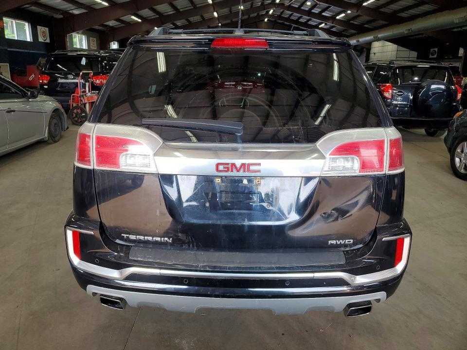 2016 GMC TERRAIN DENALI — Фото 6 из 13