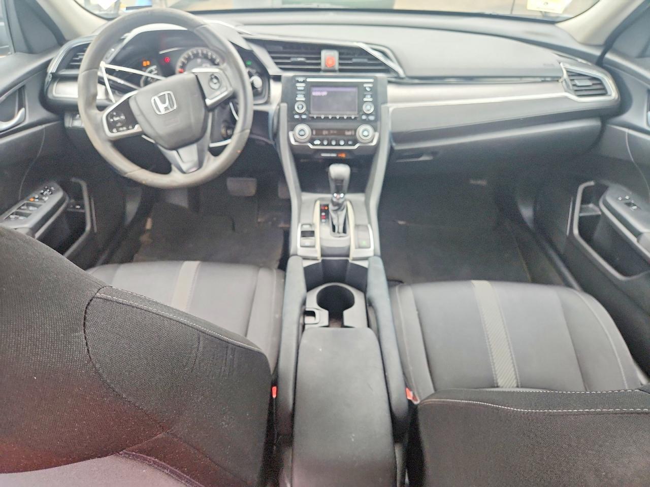 2016 HONDA CIVIC LX — Фото 8 из 12