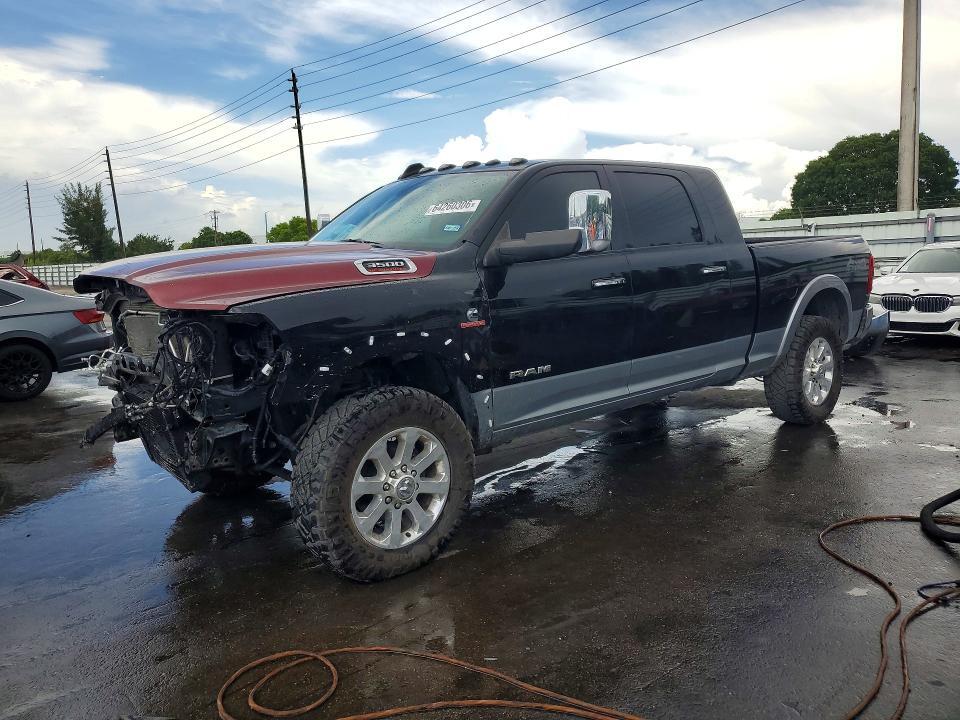 2021 RAM 2500 3C6UR5NL4MG658579