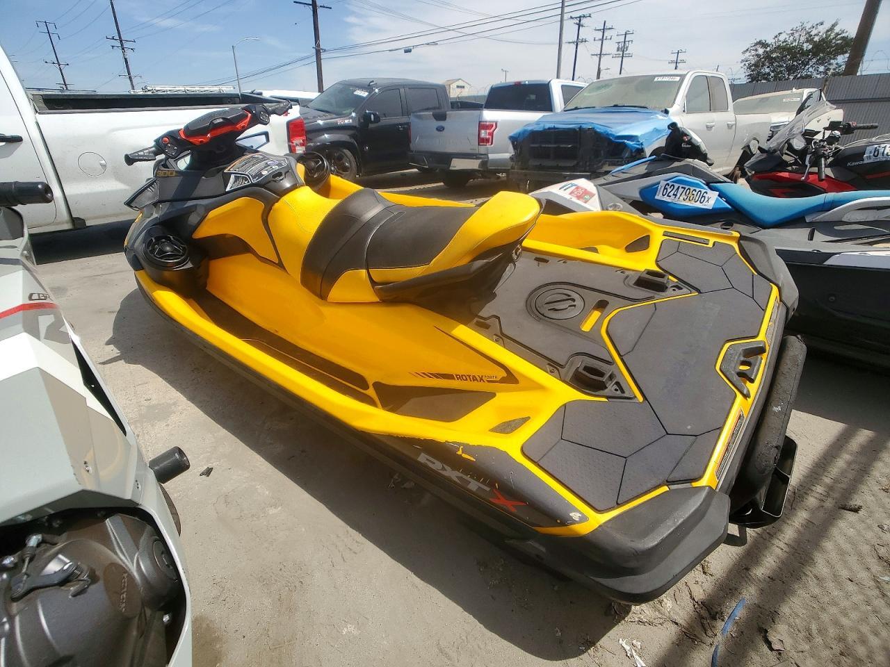 2021 SEA-DOO RXTX300 — Фото 3 из 10