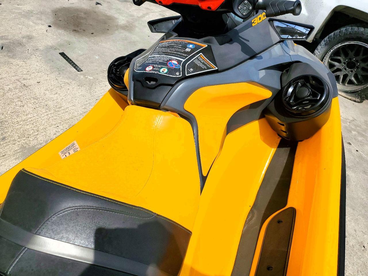 2021 SEA-DOO RXTX300 — Фото 5 из 10