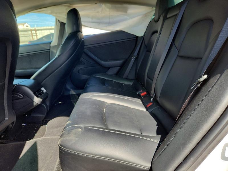 2021 TESLA MODEL 3 — Фото 10 из 12