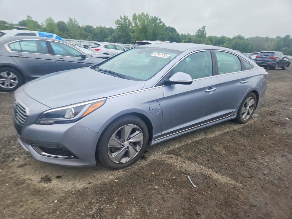 2016 HYUNDAI SONATA PLUG-IN HYBRID KMHE54L28GA026356
