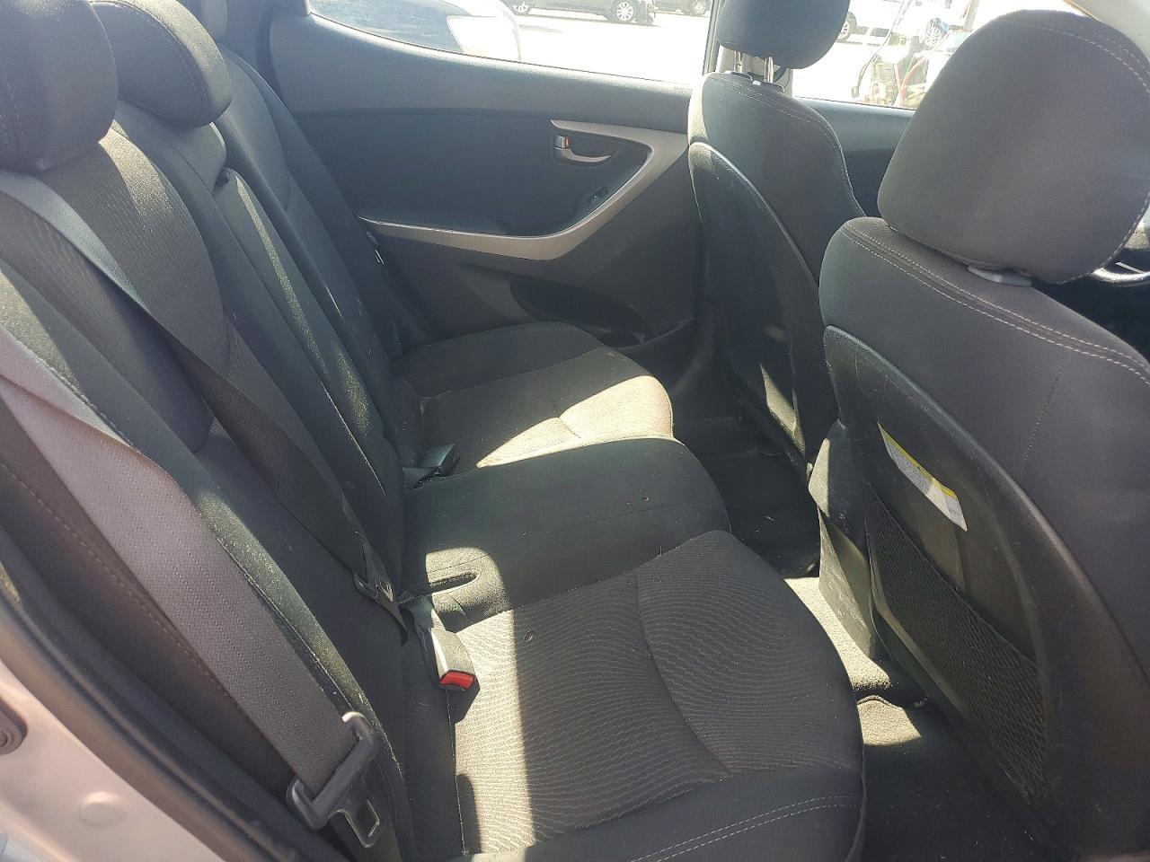 2016 HYUNDAI ELANTRA VALUE EDITION — Фото 10 из 12