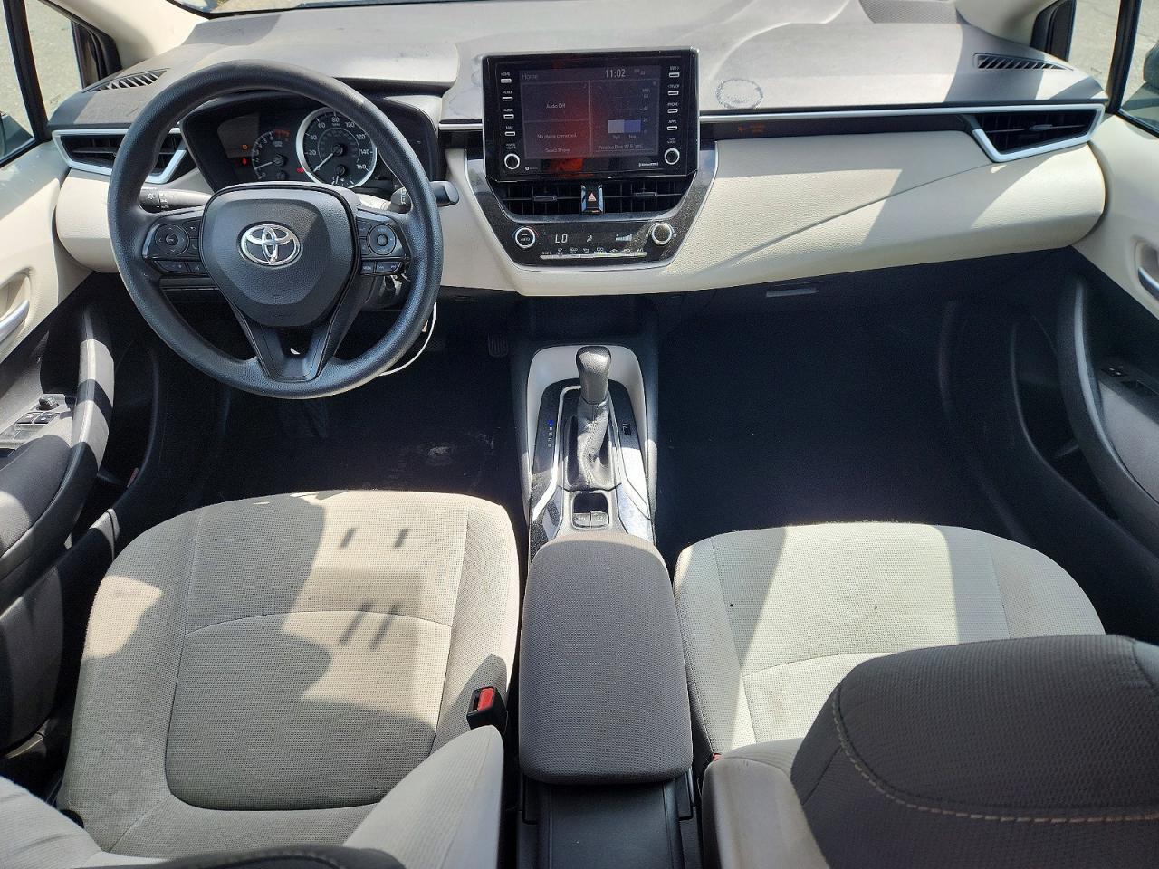 2021 TOYOTA COROLLA LE — Фото 8 из 12