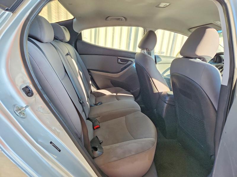 2016 HYUNDAI ELANTRA SE — Фото 10 из 12