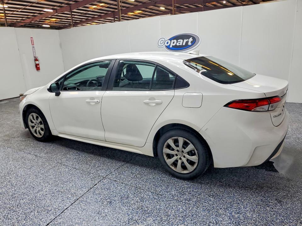 2021 TOYOTA COROLLA LE — Фото 2 из 12