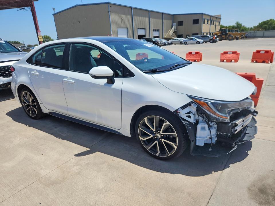 2021 TOYOTA COROLLA SE — Фото 4 из 12