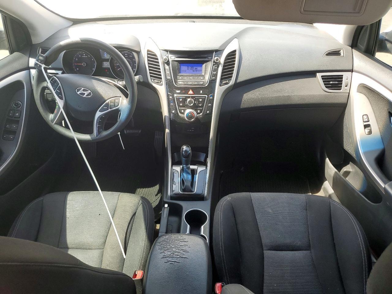 2016 HYUNDAI ELANTRA GT BASE — Фото 8 из 12
