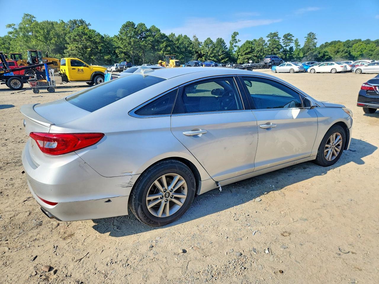 2016 HYUNDAI SONATA SE — Фото 3 из 12