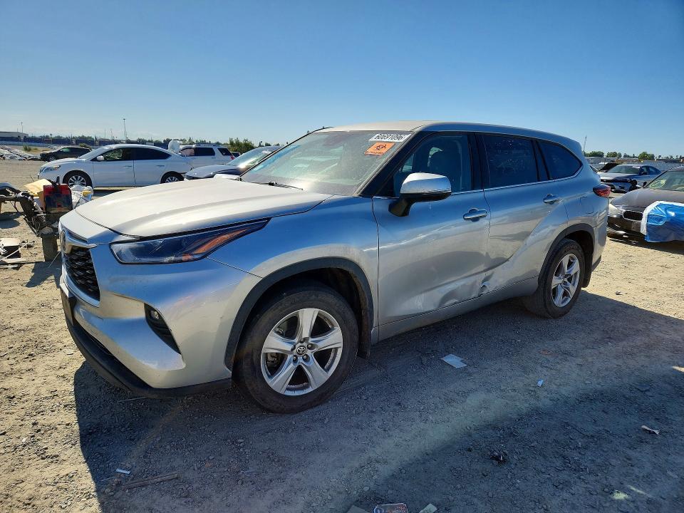 2021 TOYOTA HIGHLANDER 5TDBZRBH8MS550605