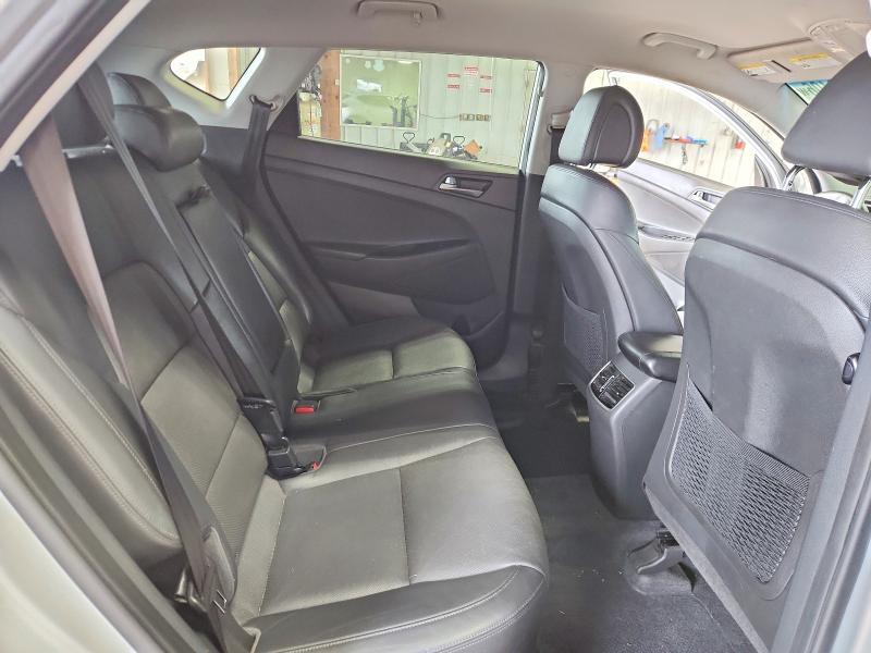 2016 HYUNDAI TUCSON LIMITED — Фото 11 из 13