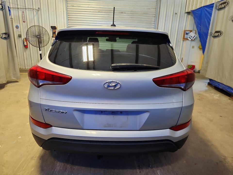 2016 HYUNDAI TUCSON SE — Фото 6 из 13