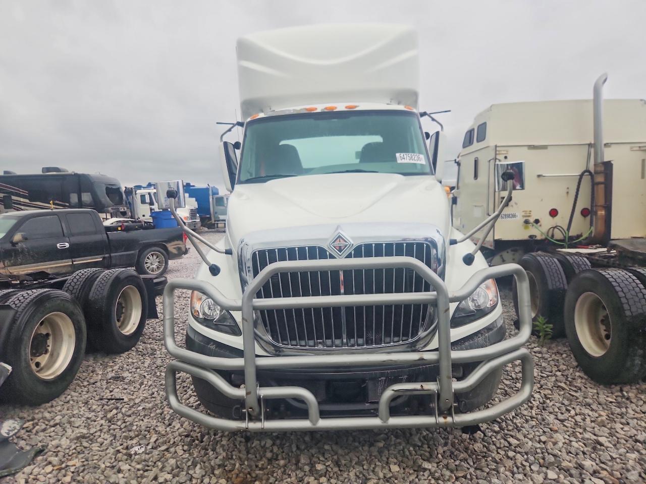 2016 INTERNATIONAL PROSTAR SEMI TRUCK — Фото 5 из 13