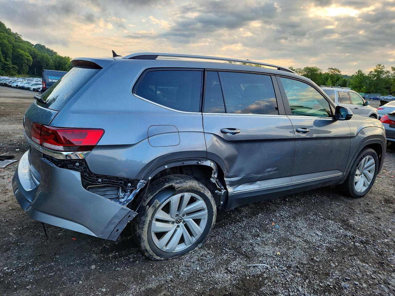 2021 VOLKSWAGEN ATLAS SEL — Фото 3 из 13