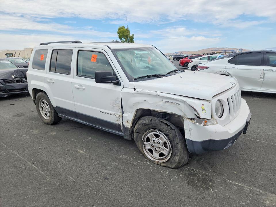 2016 JEEP PATRIOT SPORT — Фото 4 из 13