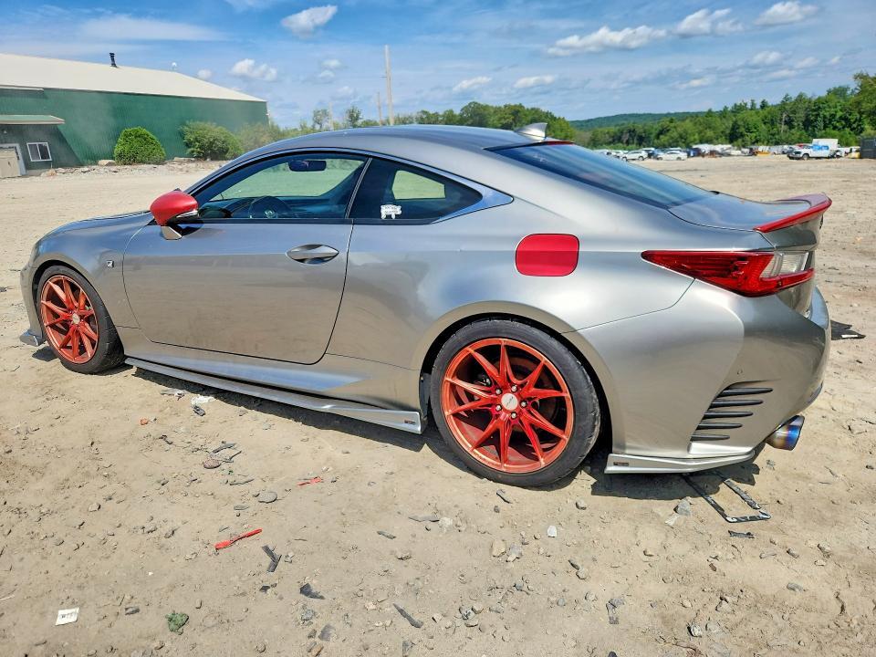 2016 LEXUS RC 300 — Фото 2 из 12
