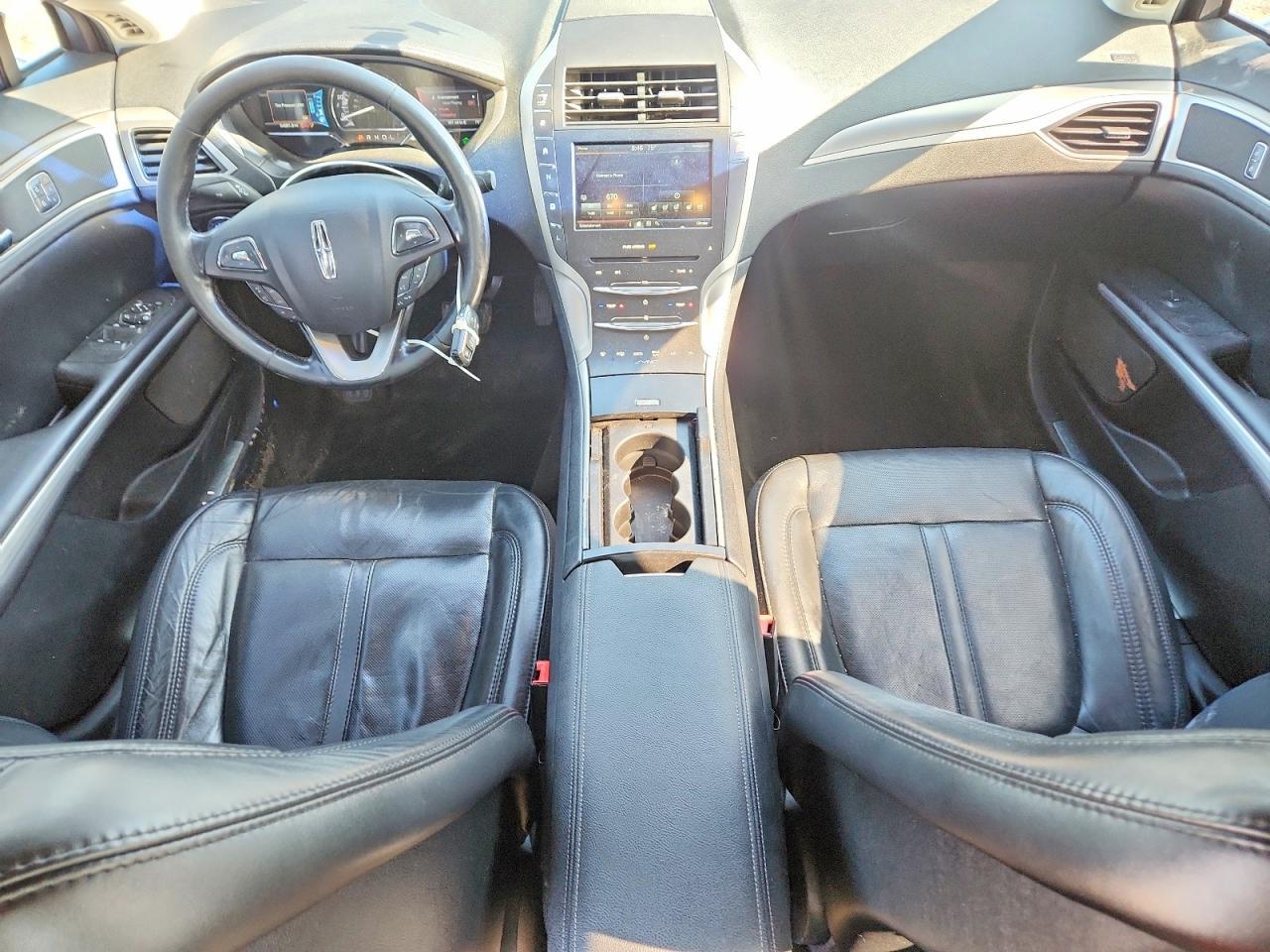3LN6L2LU2GR601895 2016 LINCOLN MKZ photo no. 8