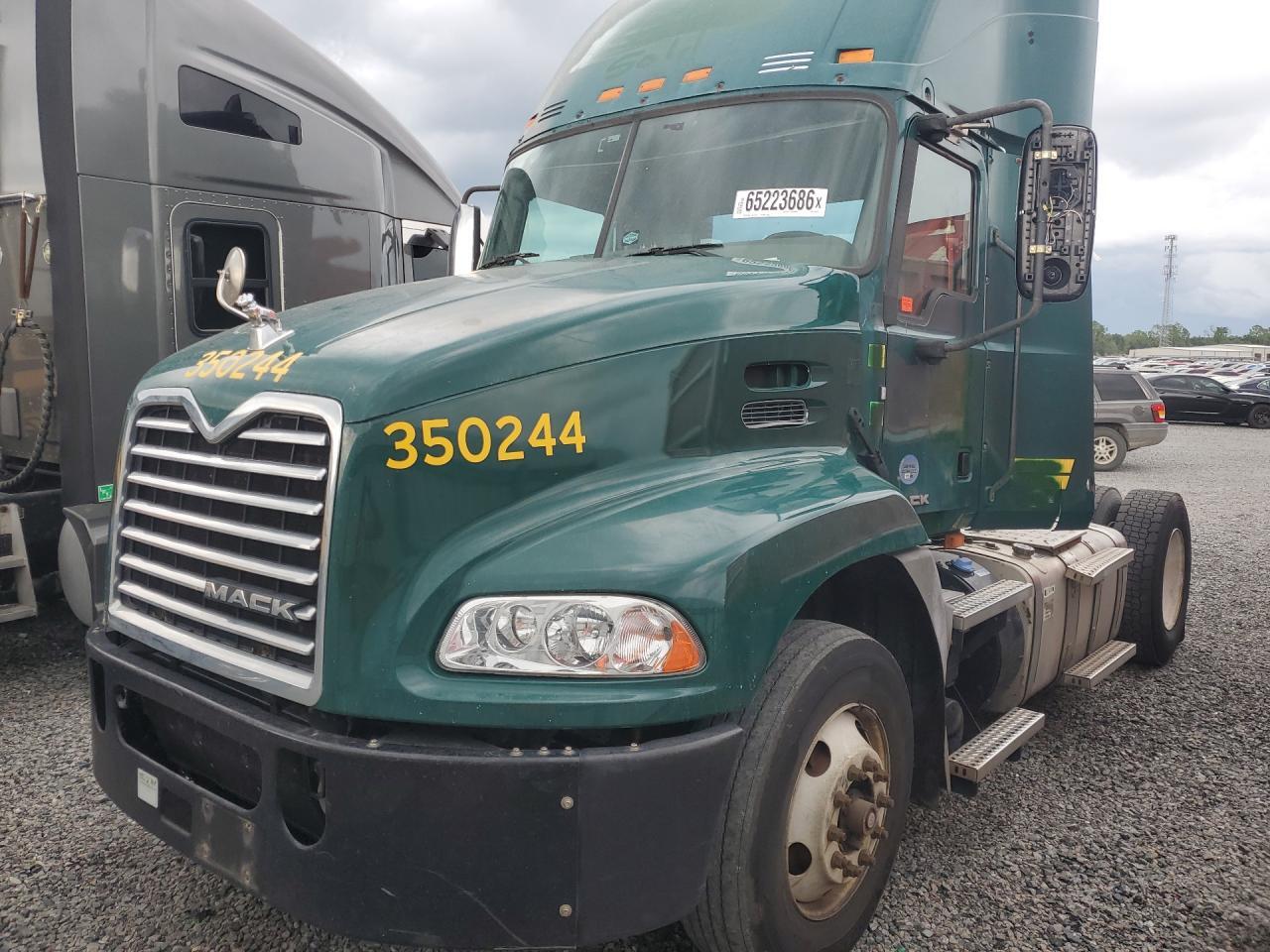 2016 MACK UNKNOWN 1M1AW01X3GM008479