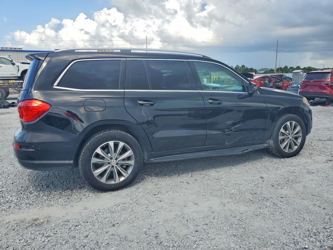 2016 MERCEDES-BENZ GL 350 BLUETEC — Фото 3 из 13