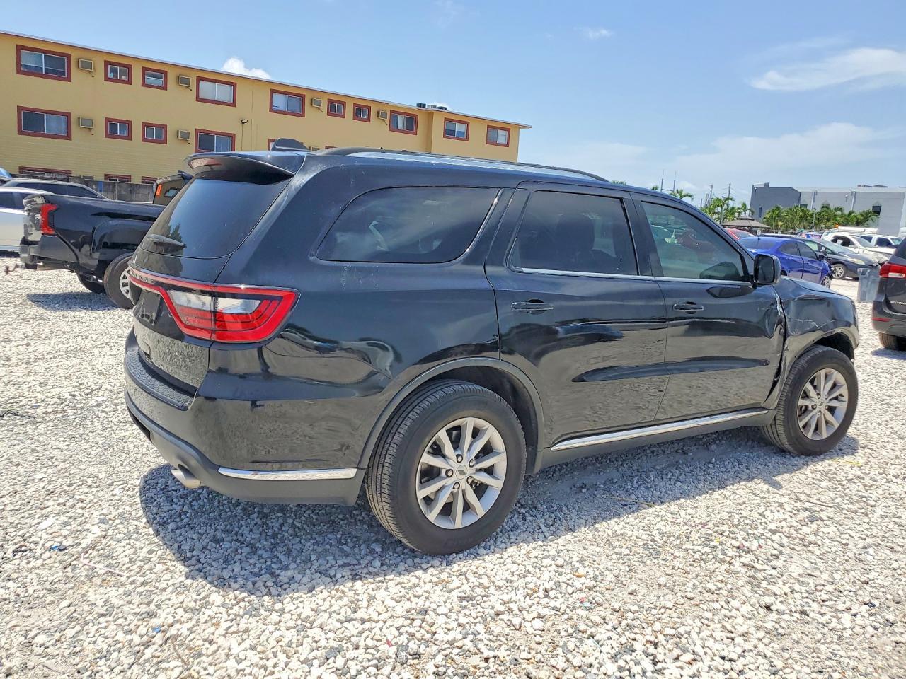 2022 DODGE DURANGO SXT RWD — Фото 3 из 14