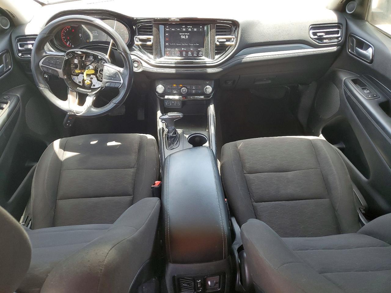 2022 DODGE DURANGO SXT RWD — Фото 8 из 14