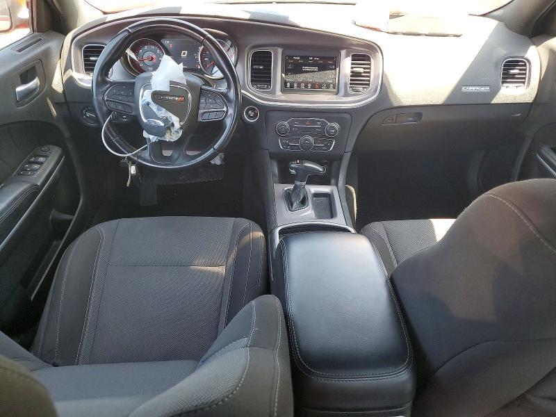 2022 DODGE CHARGER SXT — Фото 8 из 12