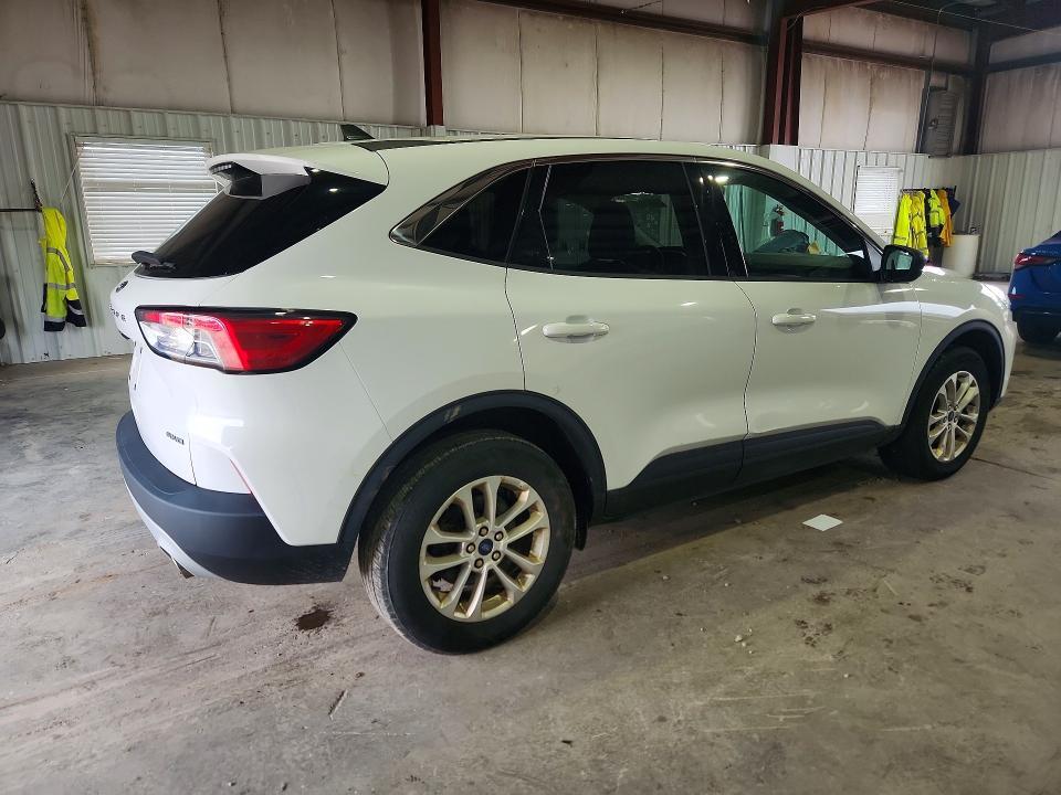 2022 FORD ESCAPE SE — Фото 3 из 13