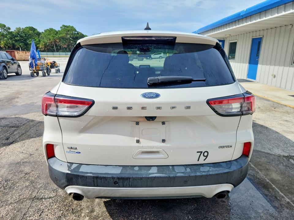2022 FORD ESCAPE SE — Фото 6 из 13