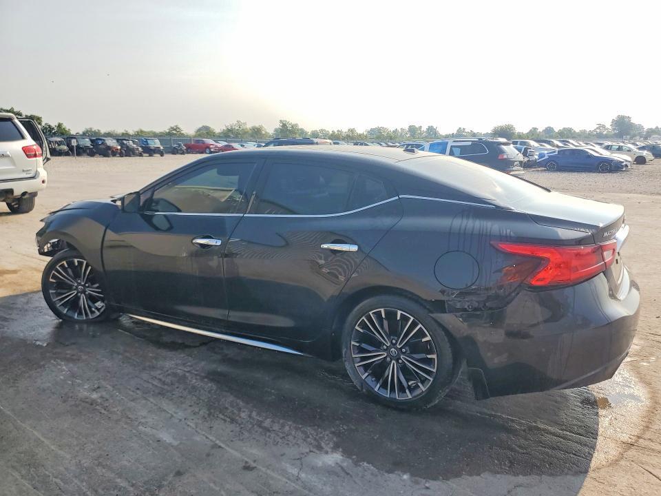 2016 NISSAN MAXIMA PLATINUM — Фото 2 из 13
