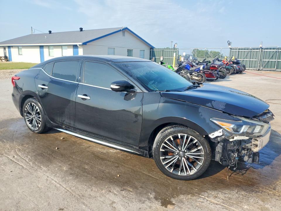 2016 NISSAN MAXIMA PLATINUM — Фото 4 из 13