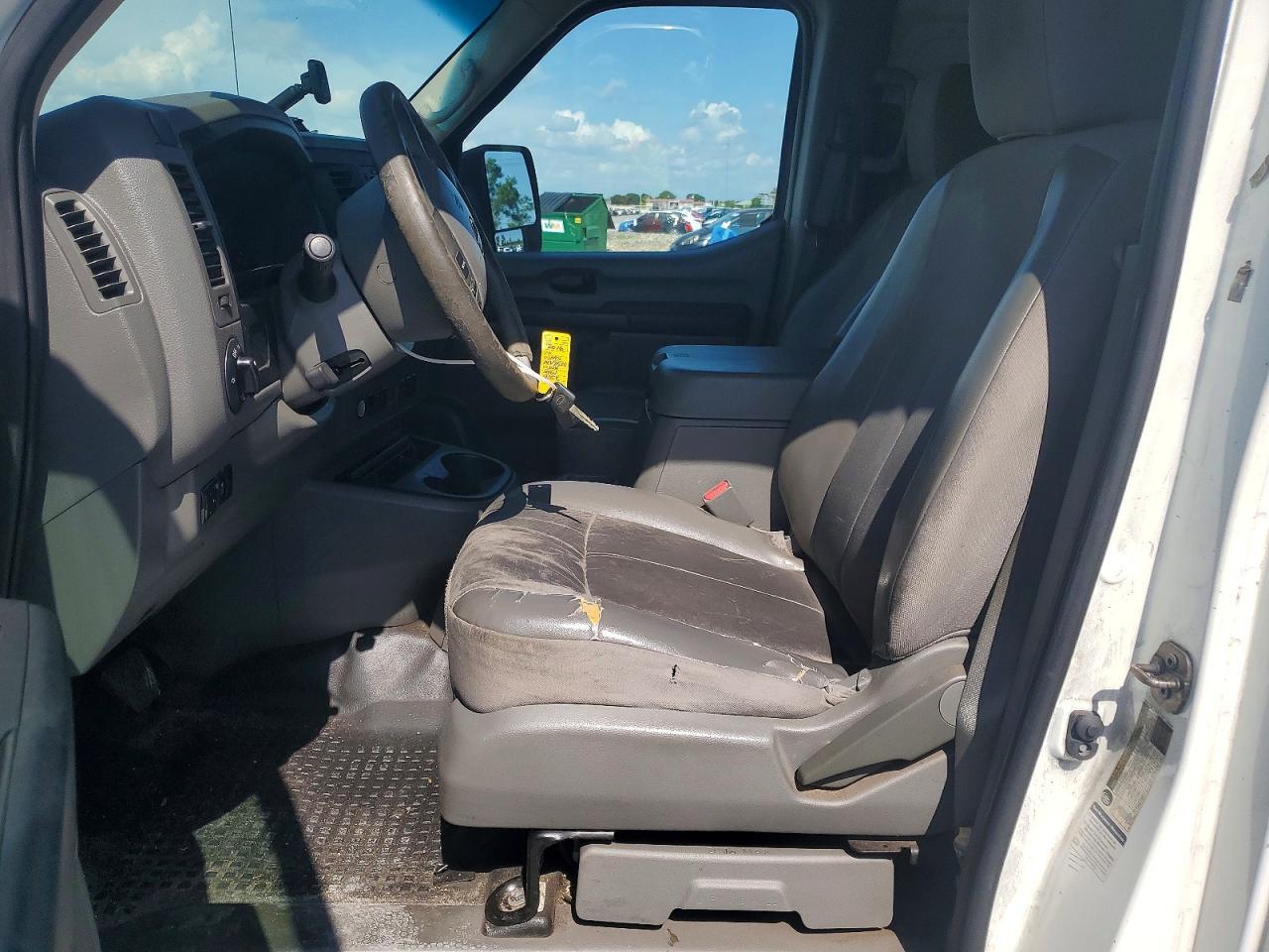 2016 NISSAN NV2500 DELIVERY VAN — Фото 7 из 13