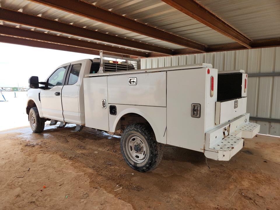 2022 FORD F250 SUPER DUTY — Фото 2 из 13