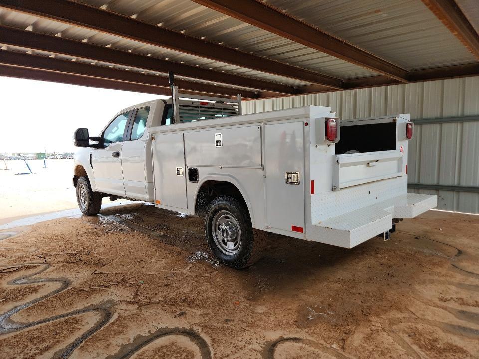 2022 FORD F250 SUPER DUTY — Фото 2 из 12
