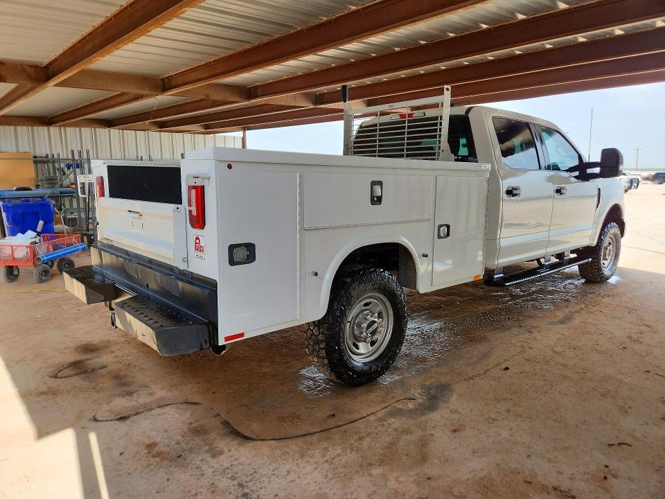 2022 FORD F250 SUPER DUTY — Фото 3 из 12