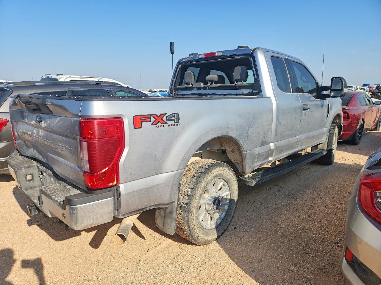 2022 FORD F250 SUPER DUTY — Фото 3 из 12