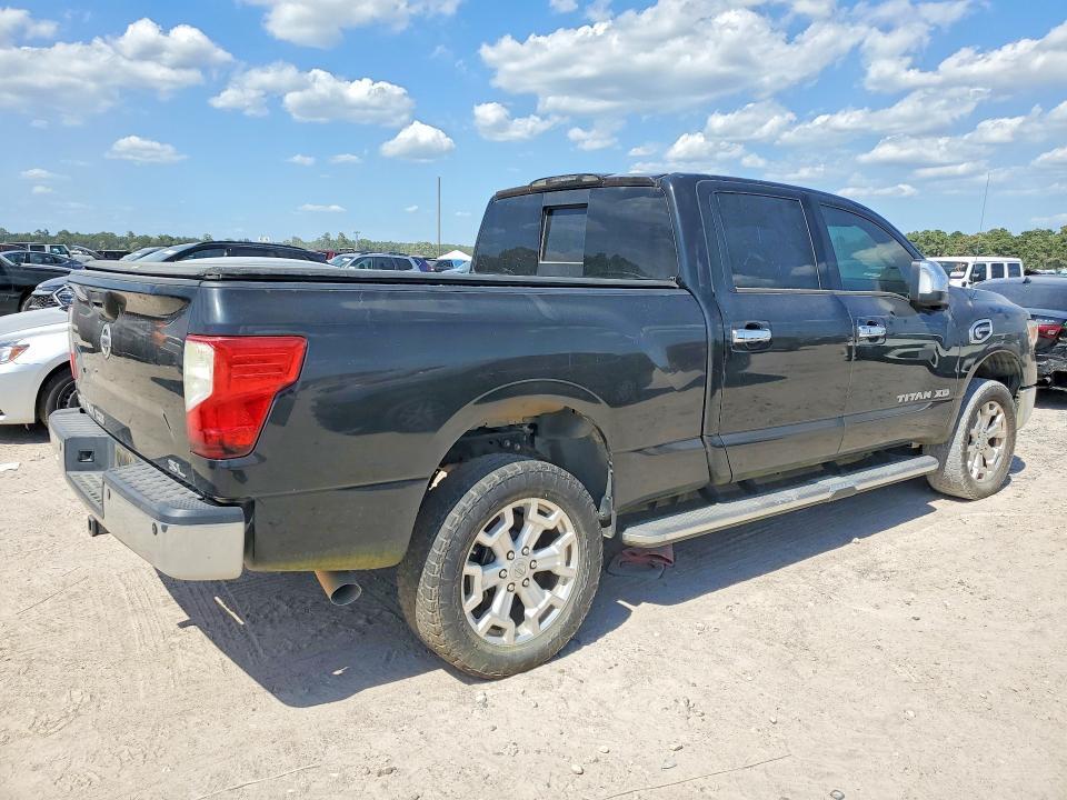 2016 NISSAN TITAN XD SL — Фото 3 из 13