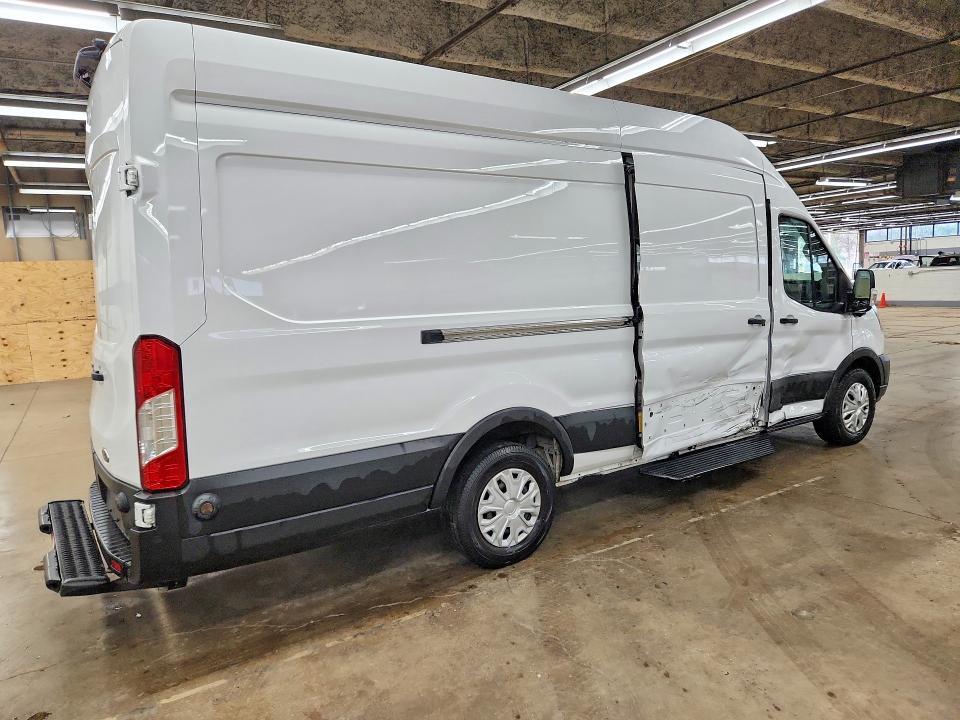 2022 FORD TRANSIT 350 DELIVERY VAN — Фото 3 из 14