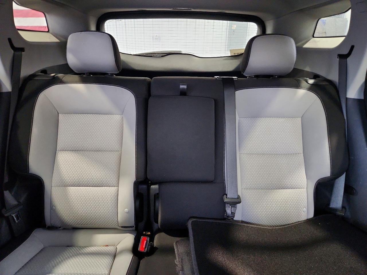 2022 GMC TERRAIN SLE — Фото 10 из 13