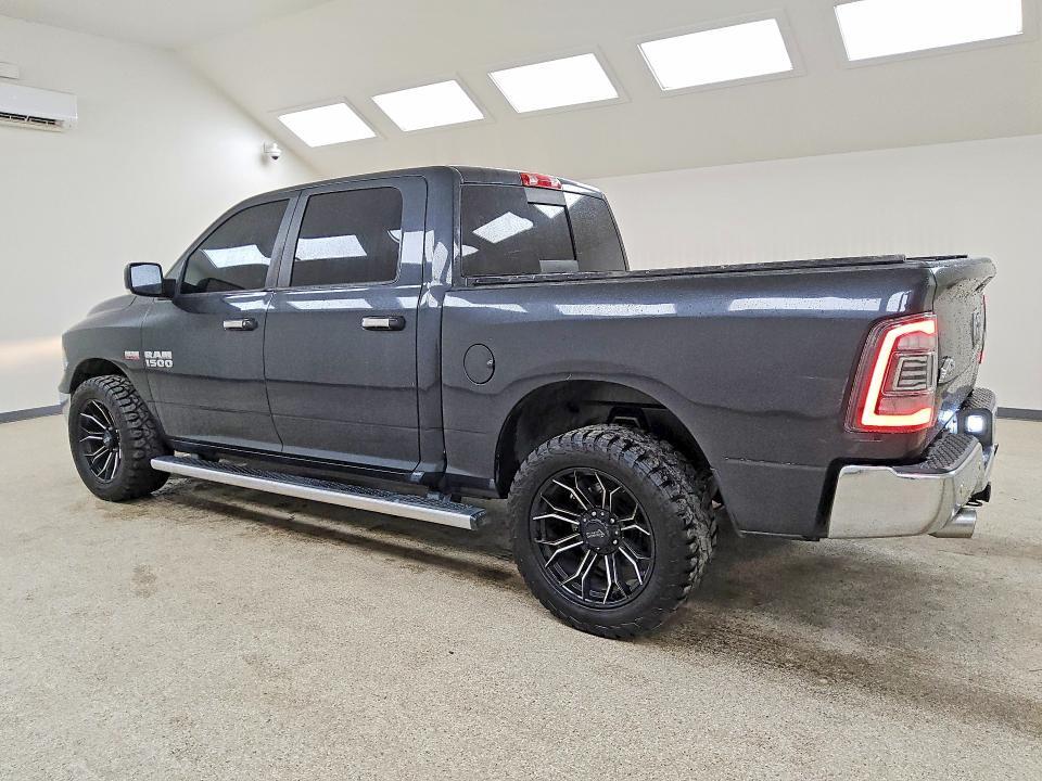2016 RAM 1500 SLT — Фото 2 из 13