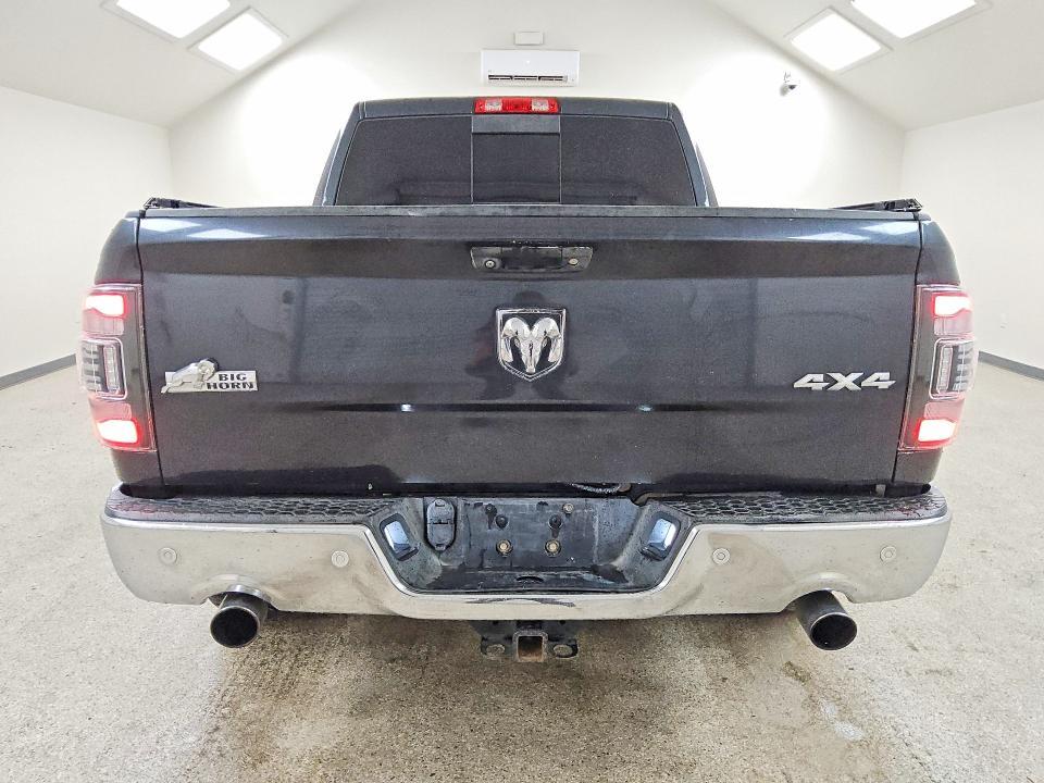 2016 RAM 1500 SLT — Фото 6 из 13