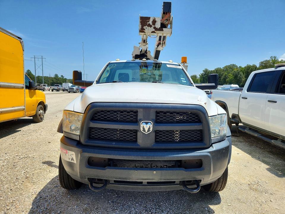 2016 RAM 5500 BUCKET TRUCK — Фото 5 из 12