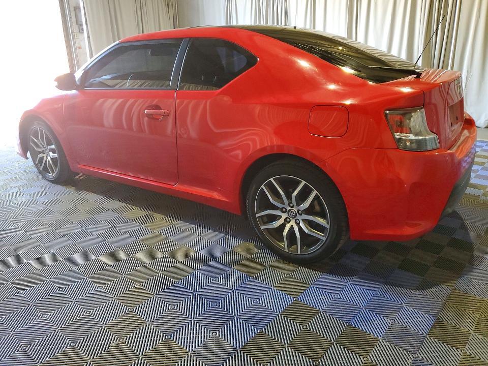 2016 SCION TC BASE — Фото 2 из 12